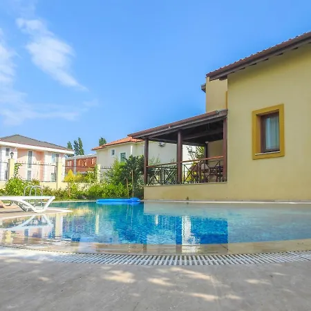 Karya Villa *
