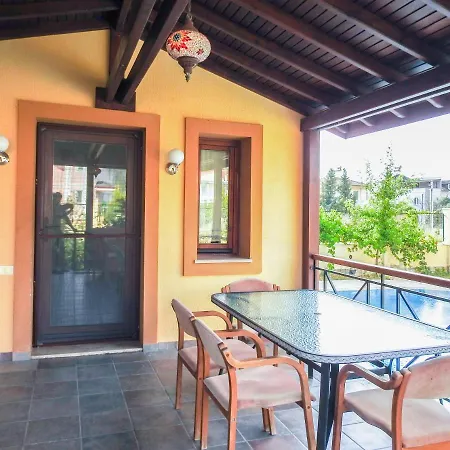 Karya Villa *